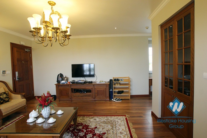 Spacious 01 bedroom penthouse for rent in Hai Ba Trung District, Hanoi